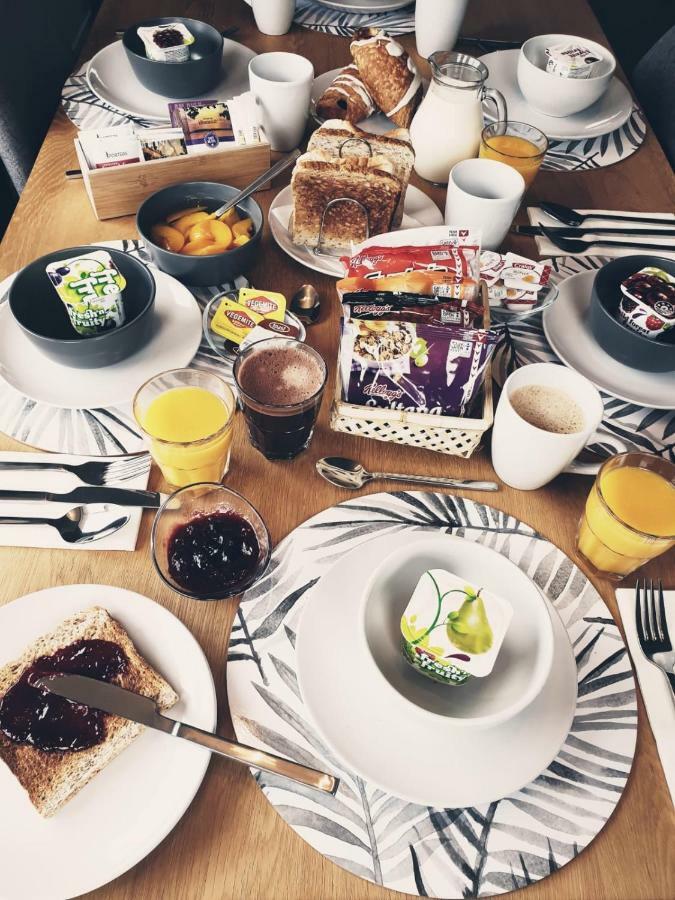B, D & D Bed And Breakfastタウポ エクステリア 写真